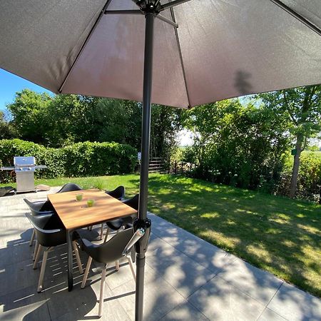 Green Villa In Bester Lage - Dachterrasse Mit Meerblick - Grosser Eingezaeunter Garten - Kinderfreundlich - Hunde Inklusive - 4 Sterne Resort - Direkt Am Strand - Pool Inklusive フルスホルスト エクステリア 写真