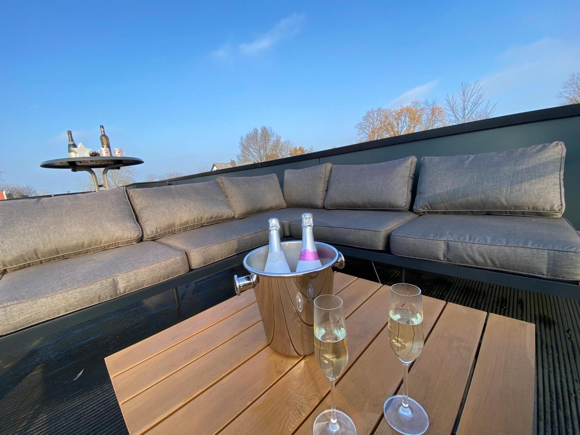 Green Villa In Bester Lage - Dachterrasse Mit Meerblick - Grosser Eingezaeunter Garten - Kinderfreundlich - Hunde Inklusive - 4 Sterne Resort - Direkt Am Strand - Pool Inklusive フルスホルスト エクステリア 写真